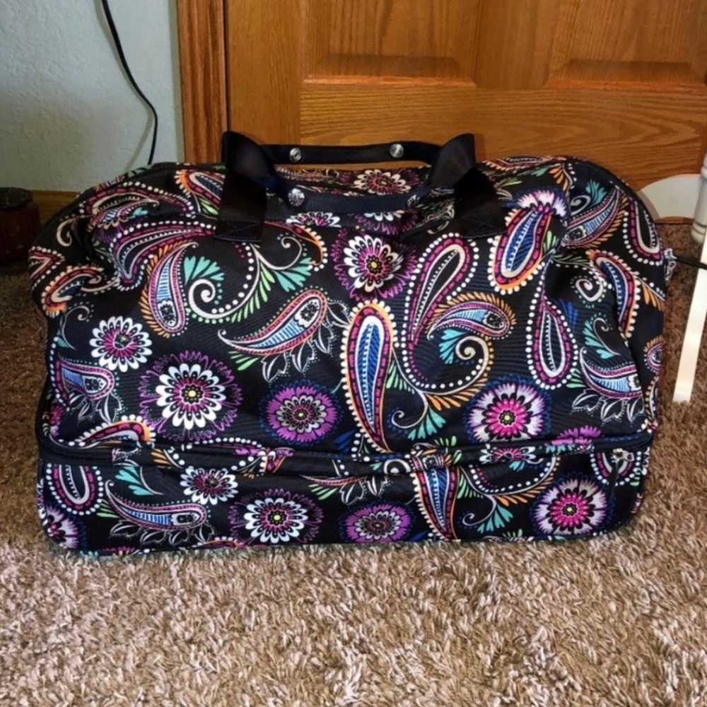 Vera Bradley 22” lighten up rolling duffel bag